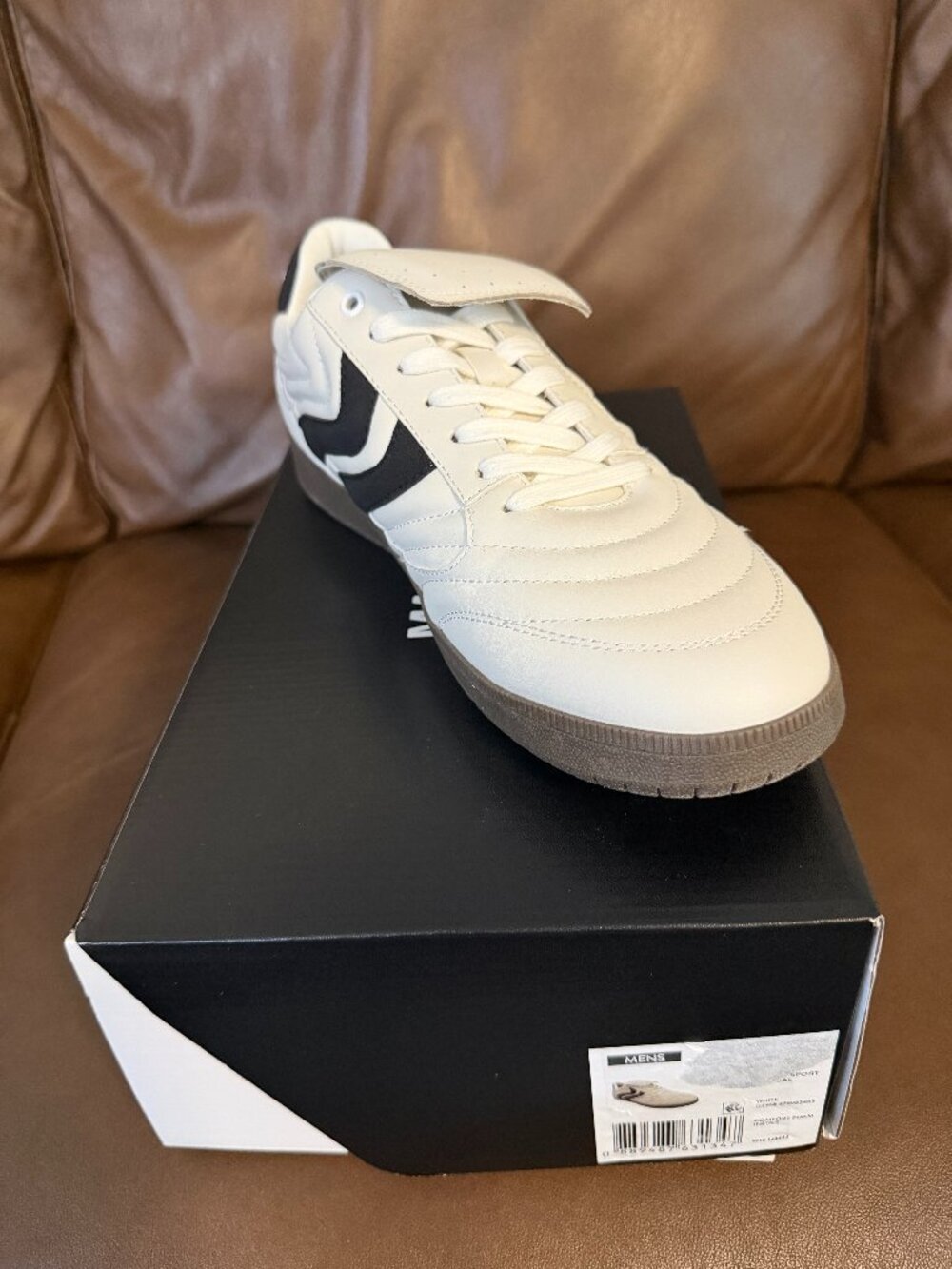 Madden NYC Men's Sport Casual Shoes | Size 9 | Color: Black|White - NWT